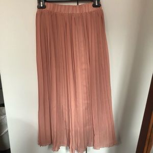 Pleated Chiffon Midi Skirt